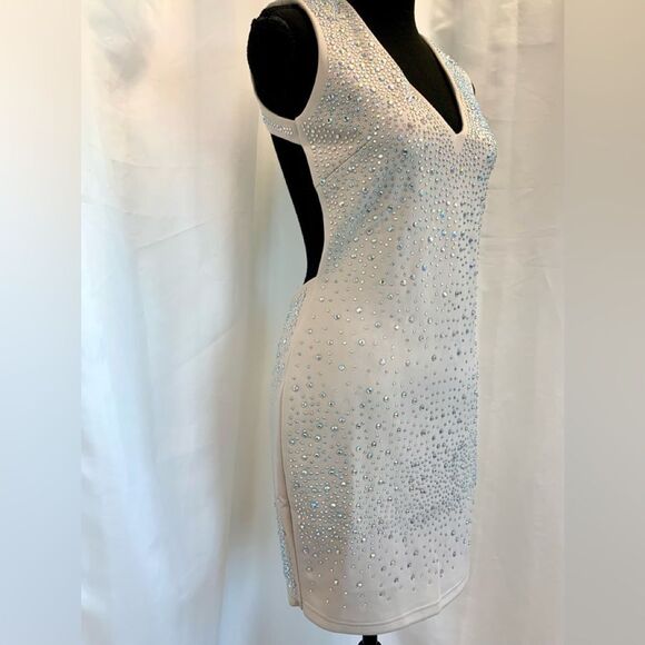 Wow Couture beige sleeveless backless aurora borealis Crystal rhinestone dress M - Picture 3 of 13